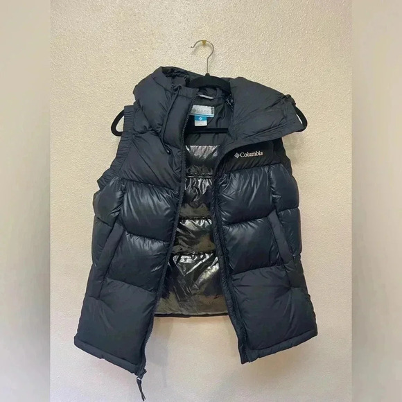 COLUMBIA Women’s Omni-Heat Hooded Vest - Picture 9 of 9